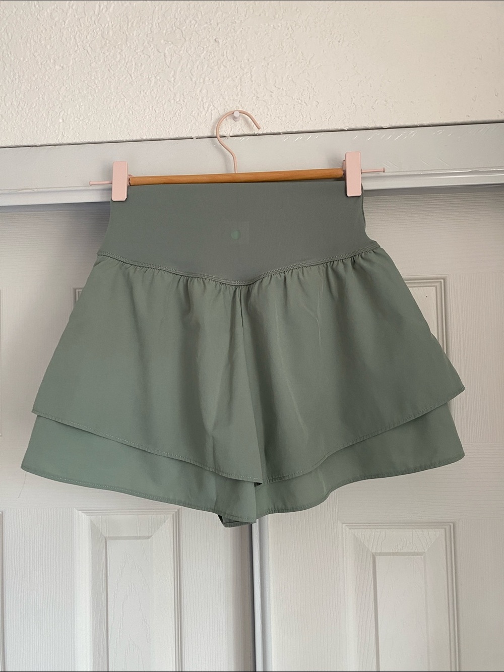 🤍 Light Sage Layered Skort Beautiful for workouts or tennis very comfortable
